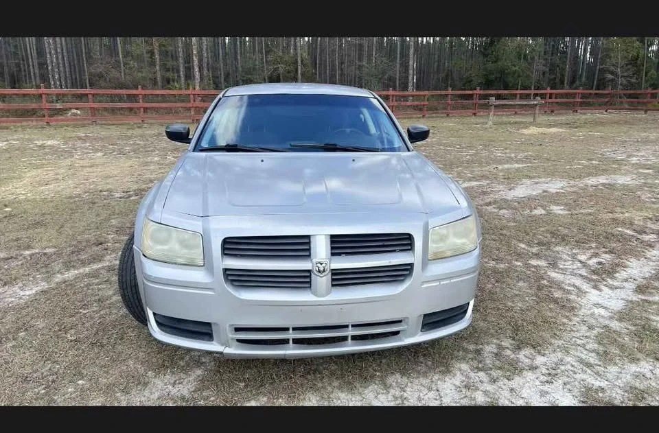 2007 Dodge Magnum 2nd Gen Wagon - Image 4 of 10