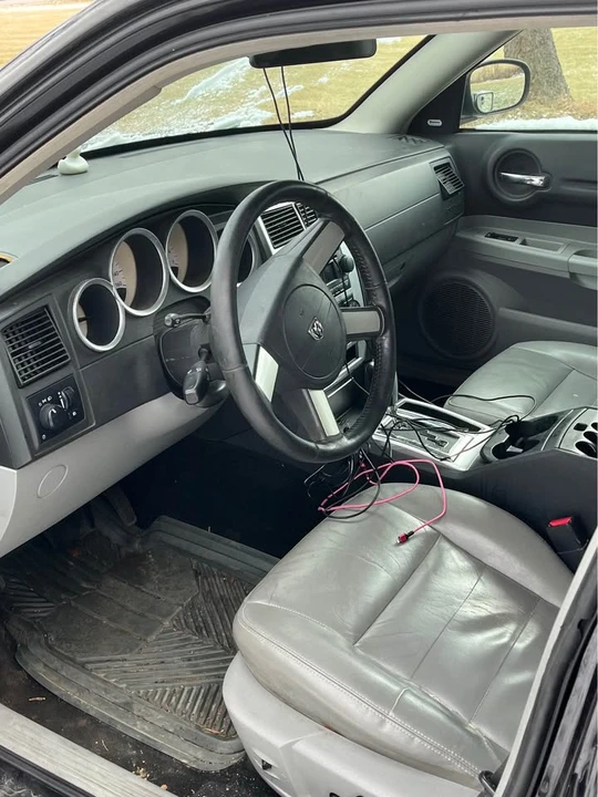 2007 Dodge Magnum 2nd Gen Wagon - Image 11 of 12