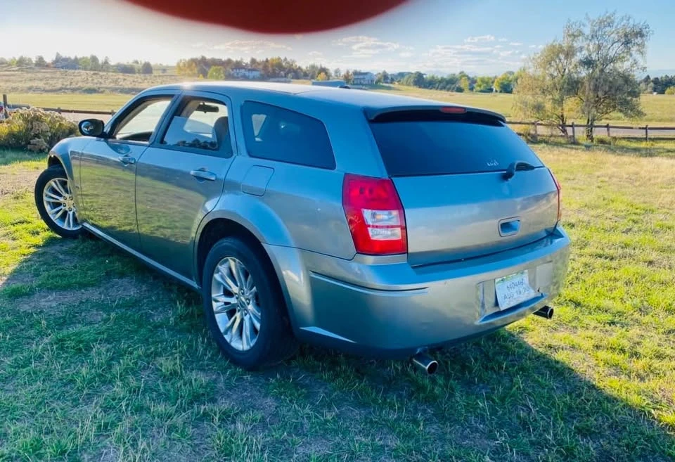 2007 Dodge Magnum 2nd Gen Wagon - Image 4 of 4