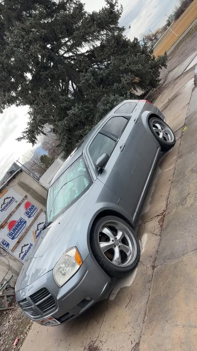 2007 Dodge Magnum 2nd Gen Wagon - Image 4 of 4