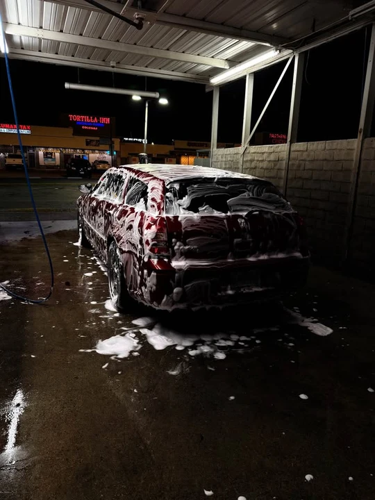 2007 Dodge Magnum 2nd Gen Wagon - Image 3 of 4