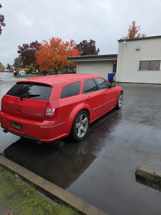 2007 Dodge Magnum SRT8 2nd Gen - Image 5 of 11