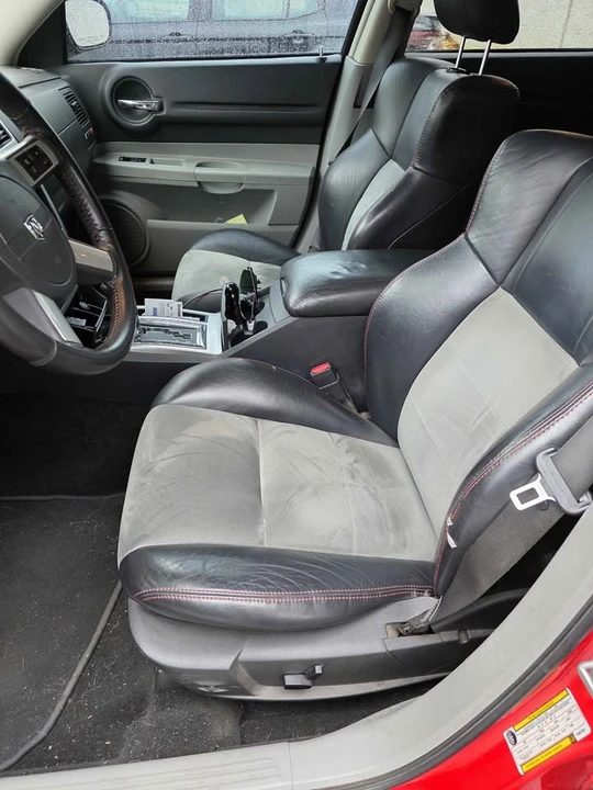 2007 Dodge Magnum SRT8 2nd Gen - Image 10 of 11