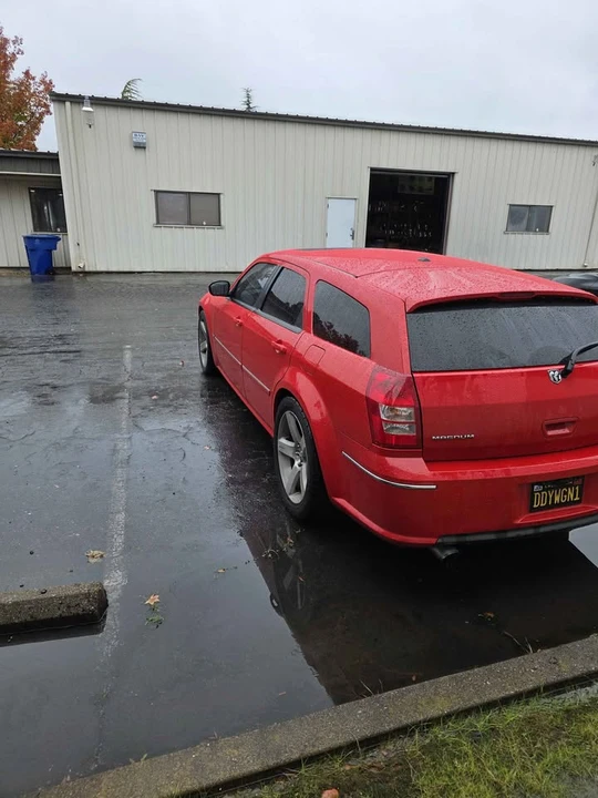 2007 Dodge Magnum SRT8 2nd Gen - Image 4 of 11