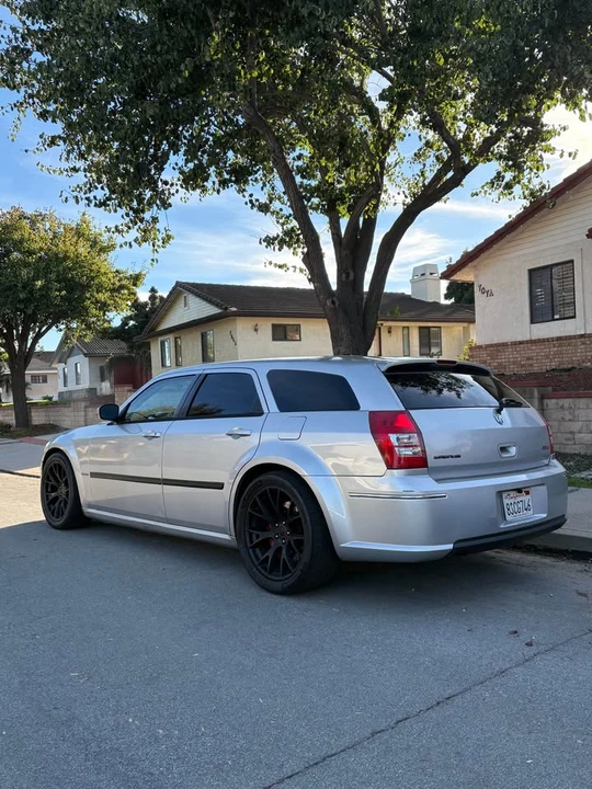 2007 Dodge Magnum SRT8 2nd Gen - Image 3 of 6