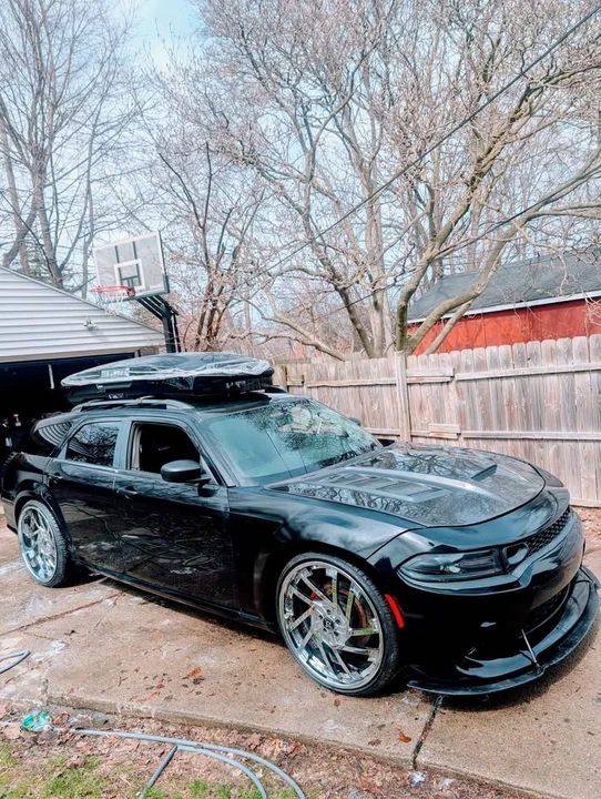 2007 Dodge Magnum SRT8 2nd Gen - Image 4 of 14