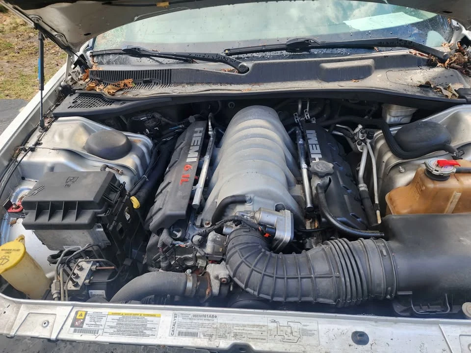 2007 Dodge Magnum SRT8 2nd Gen - Image 5 of 12