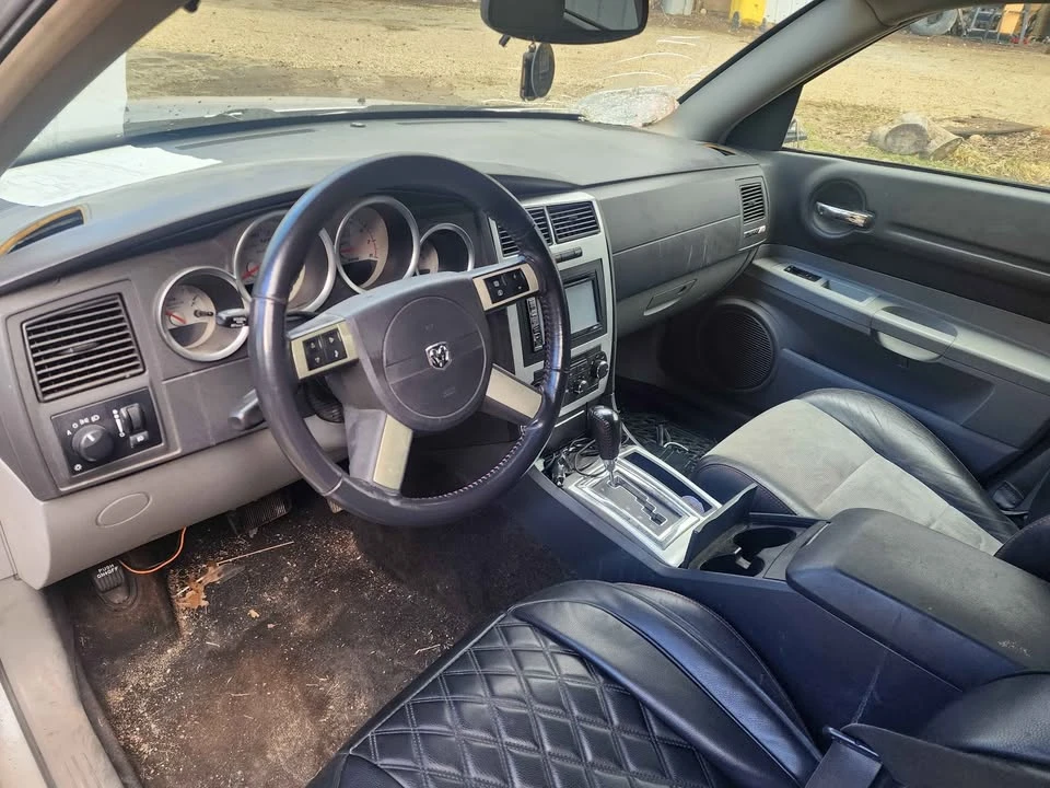 2007 Dodge Magnum SRT8 2nd Gen - Image 3 of 12