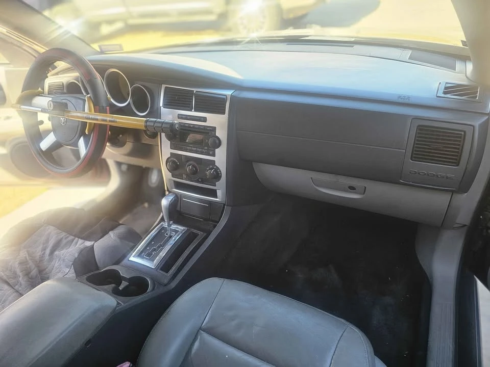 2007 Dodge Magnum 2nd Gen Wagon - Image 16 of 17
