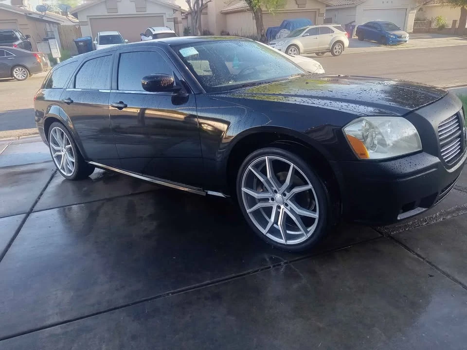2007 Dodge Magnum 2nd Gen Wagon - Image 10 of 19