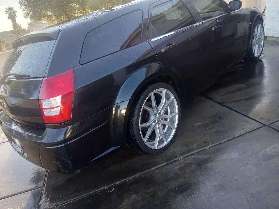 2007 Dodge Magnum 2nd Gen Wagon - Image 9 of 19