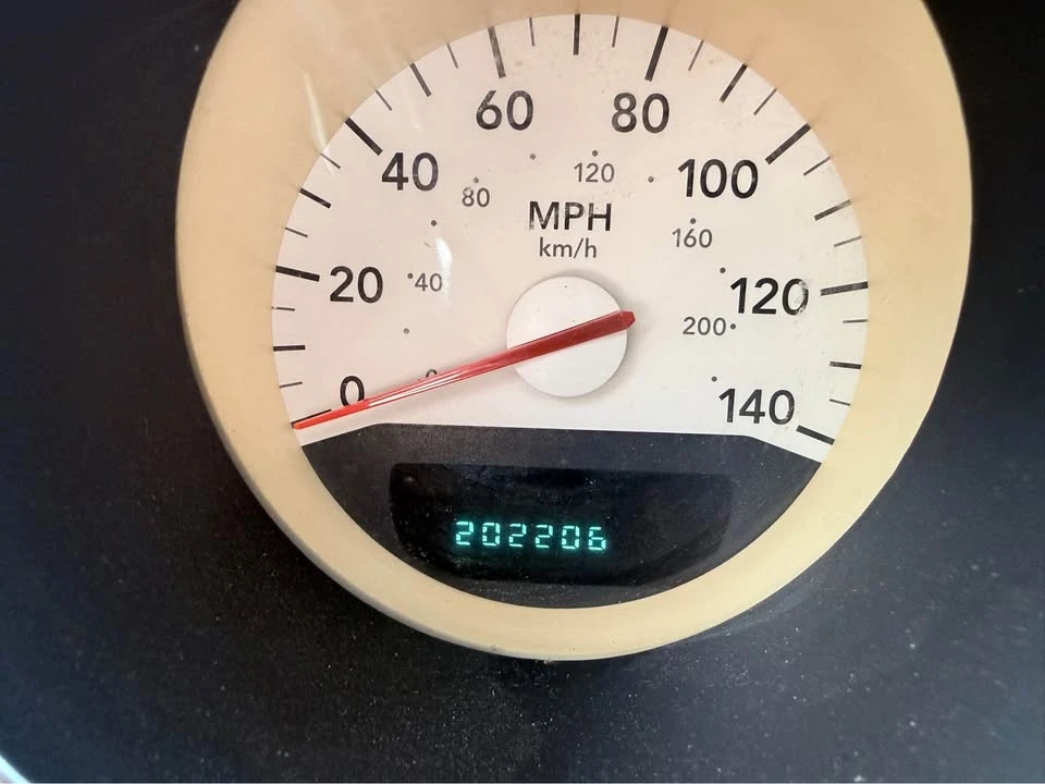 2007 Dodge Magnum 2nd Gen Wagon - Image 12 of 13