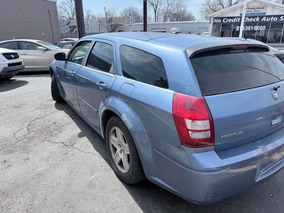 2007 Dodge Magnum 2nd Gen Wagon - Image 4 of 13