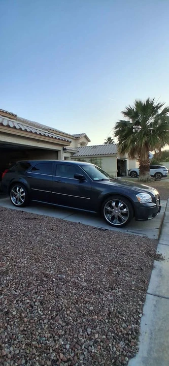 2007 Dodge Magnum 2nd Gen Wagon - Image 3 of 10