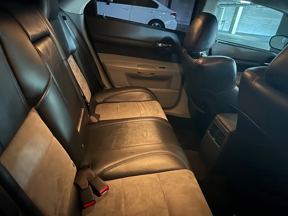 2007 Dodge Magnum SRT8 2nd Gen - Image 18 of 19