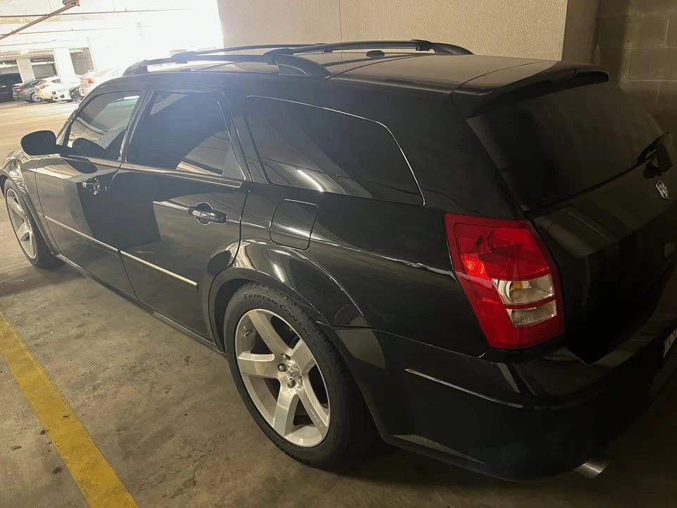 2007 Dodge Magnum SRT8 2nd Gen - Image 5 of 19