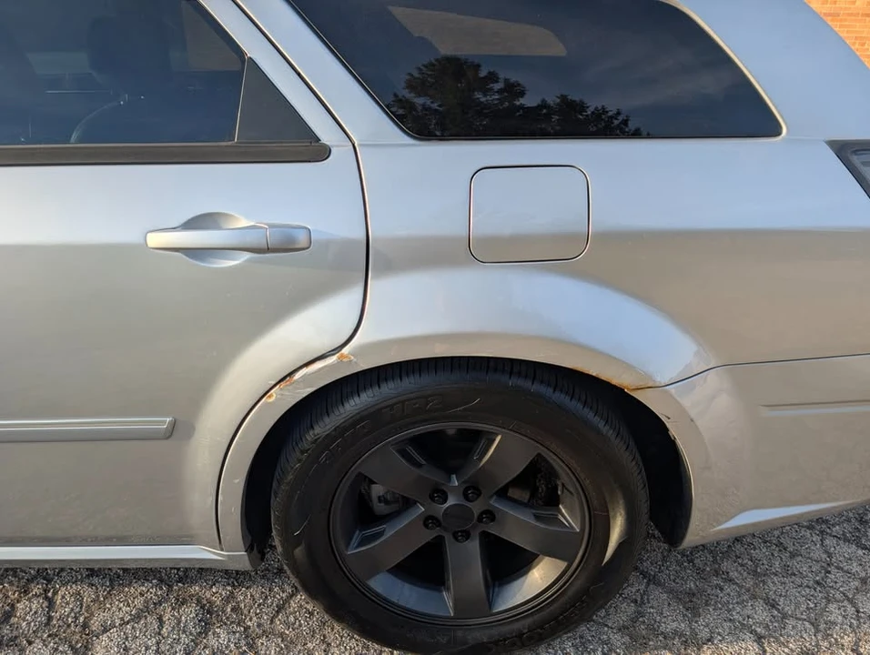 2007 Dodge Magnum 2nd Gen Wagon - Image 8 of 20