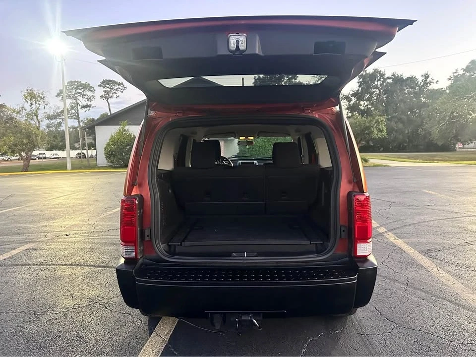 2007 Dodge Nitro - Image 15 of 16