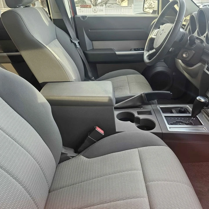 2007 Dodge Nitro - Image 14 of 16