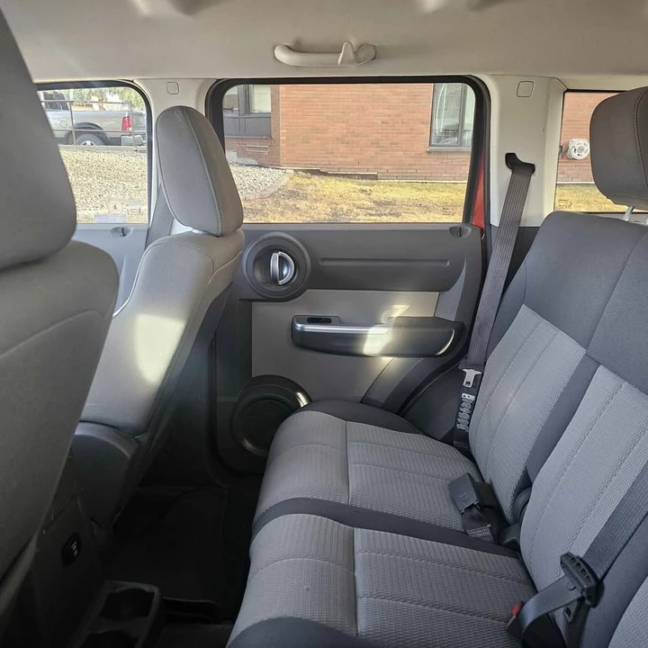2007 Dodge Nitro - Image 11 of 16