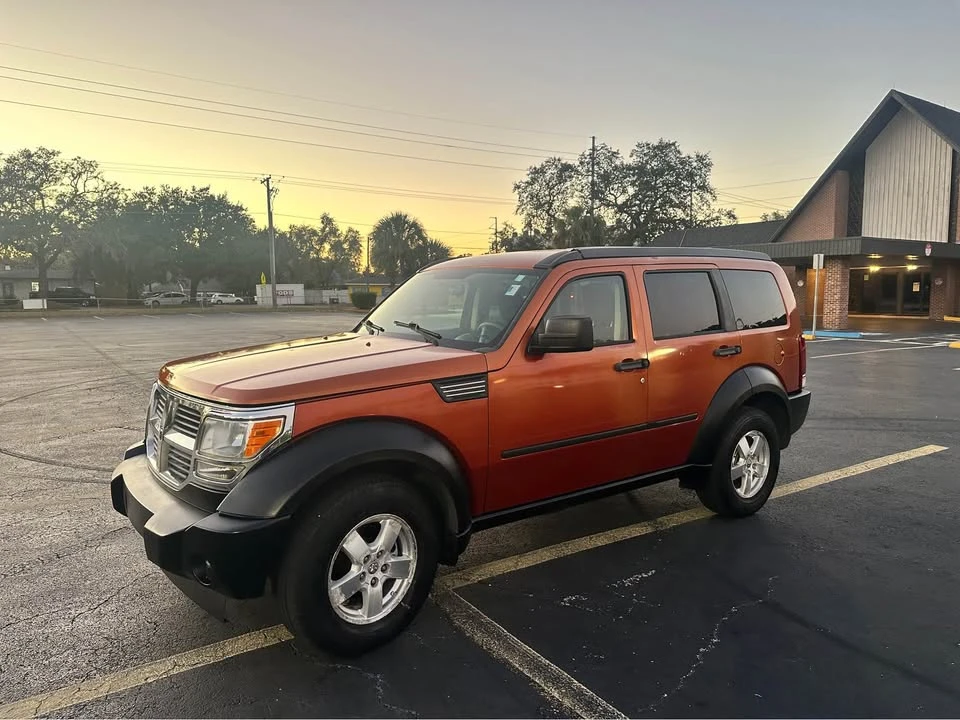 2007 Dodge Nitro - Image 2 of 15