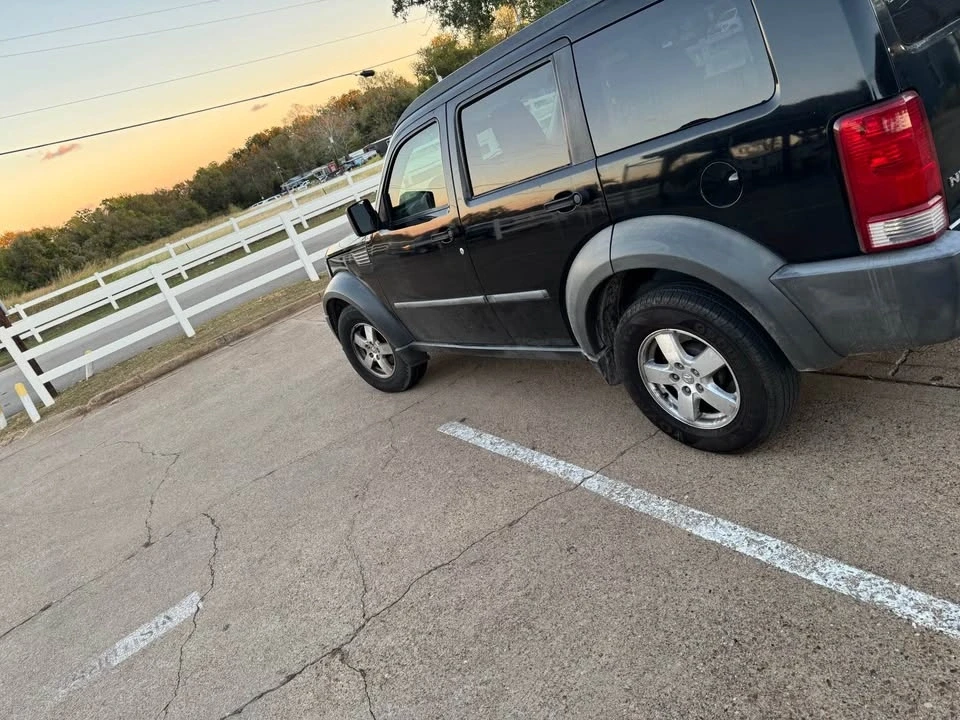 2007 Dodge Nitro - Image 3 of 10