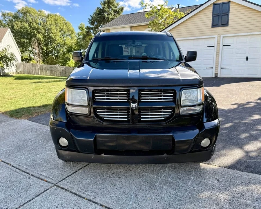 2007 Dodge Nitro - Image 2 of 18