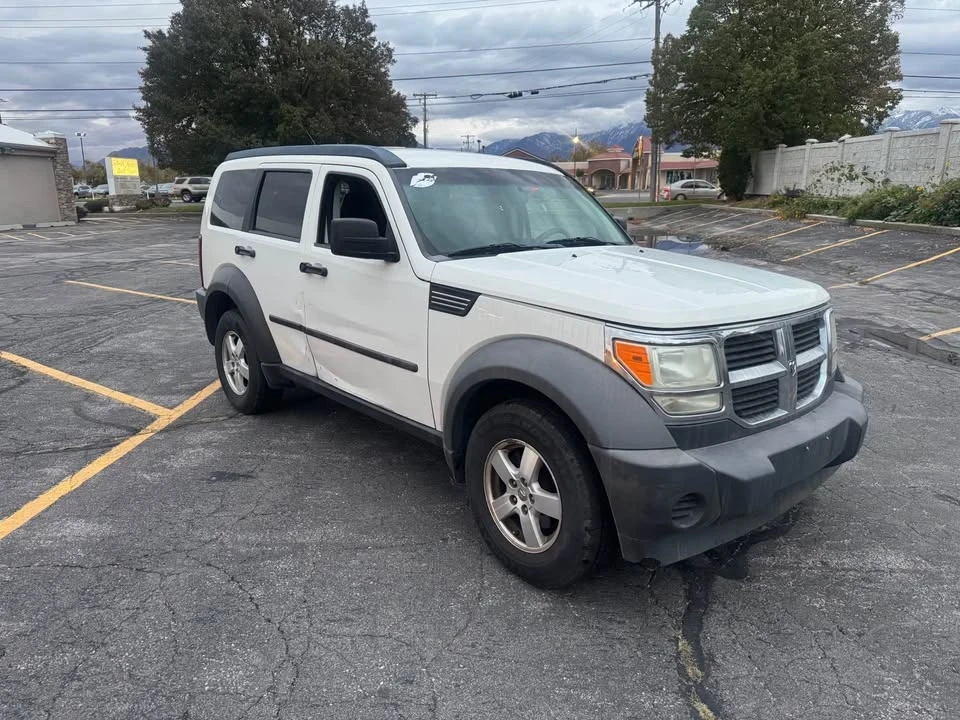 2007 Dodge Nitro - Image 2 of 8