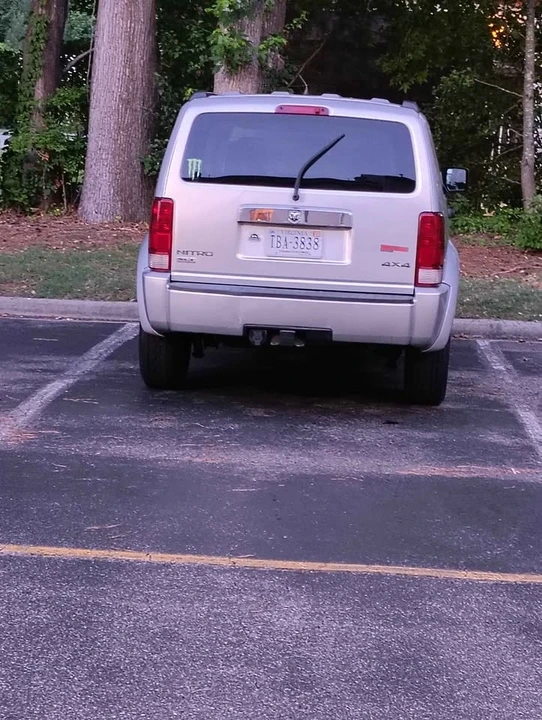 2007 Dodge Nitro - Image 3 of 4