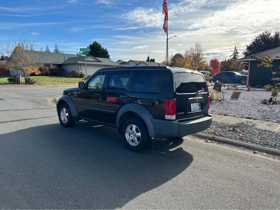 2007 Dodge Nitro - Image 2 of 8