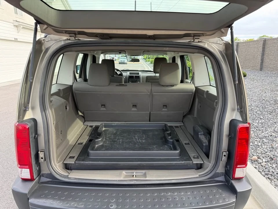 2007 Dodge Nitro - Image 10 of 12