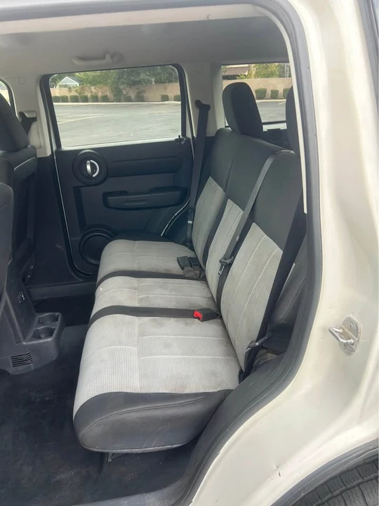 2007 Dodge Nitro - Image 10 of 12