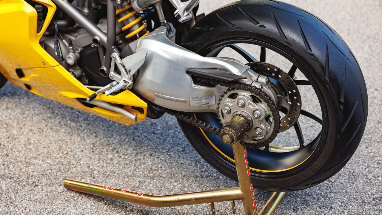 2007 Ducati 1098 - Image 18 of 31