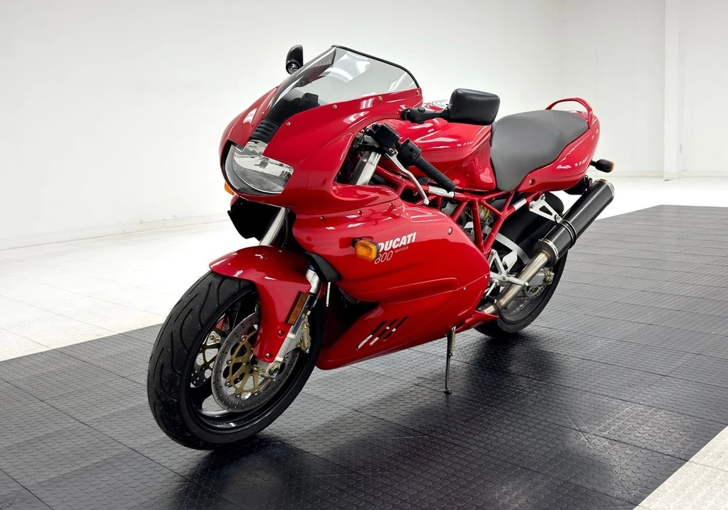2007 Ducati 750 & 800 & 900 & 1000 - Image 8 of 12