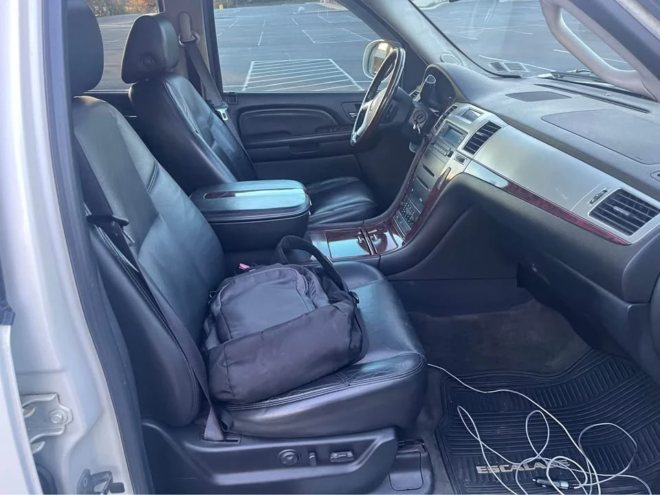 2007 Cadillac Escalade & EXT 3rd Gen - Image 6 of 9