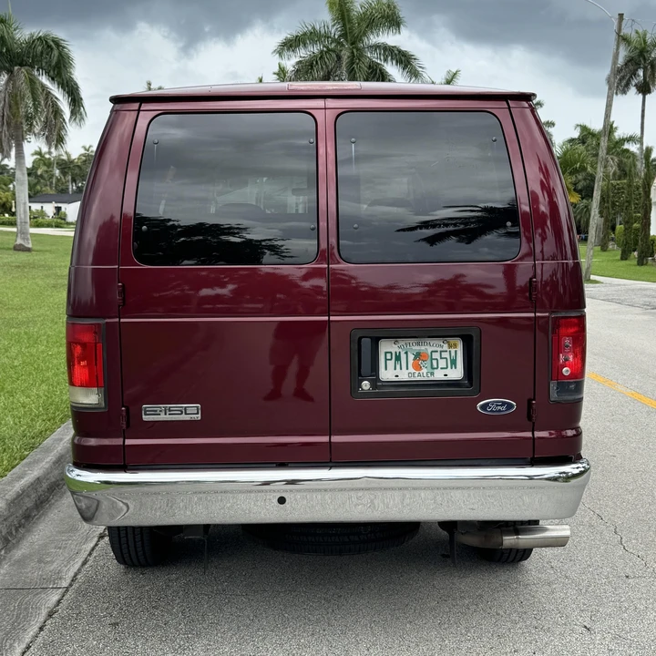 2007 Ford Econoline Van - Image 12 of 12