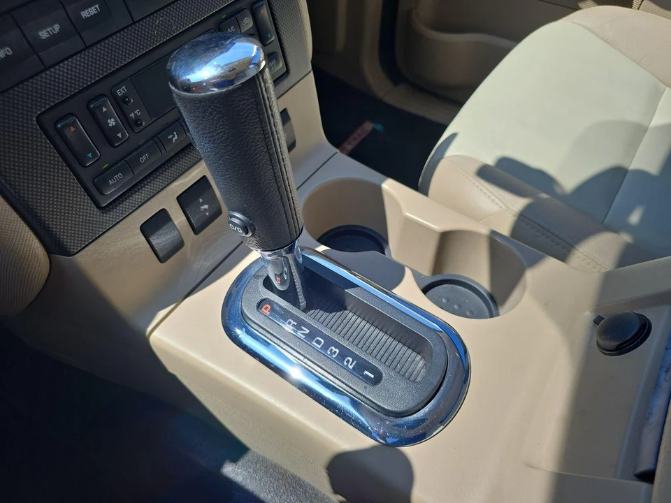 2007 Ford Explorer Sport Trac - Image 10 of 12