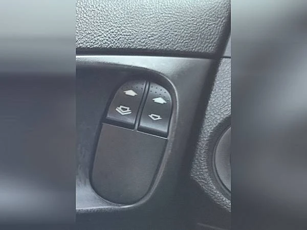 2007 Ford Focus 1st Gen - Image 19 of 21