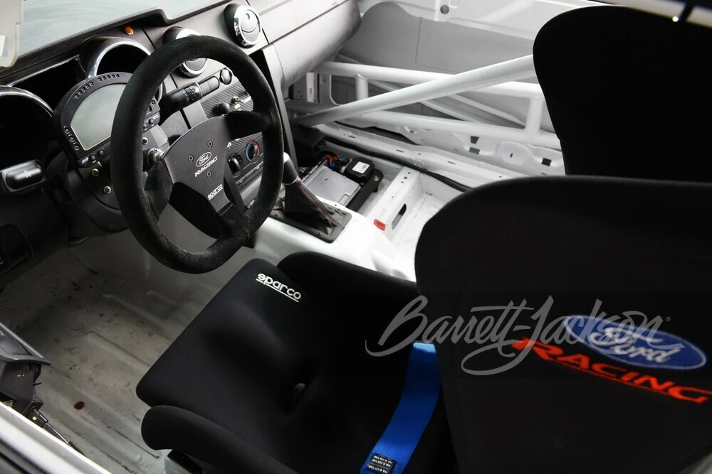 2007 Ford S197 Mustang - Image 8 of 31