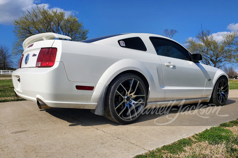2007 Ford S197 Mustang - Image 11 of 14