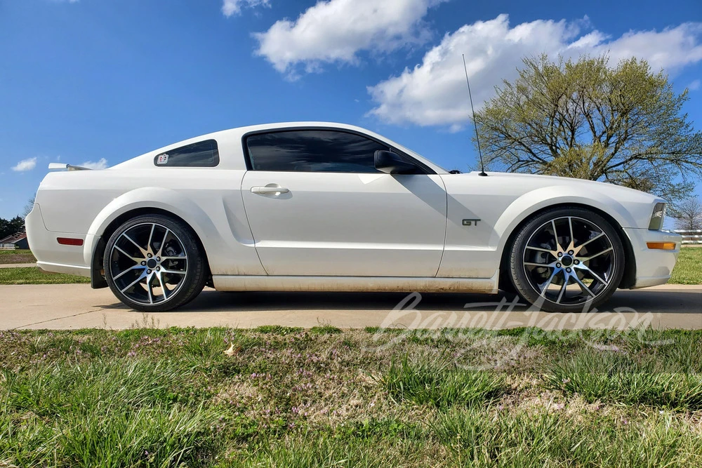 2007 Ford S197 Mustang - Image 14 of 14