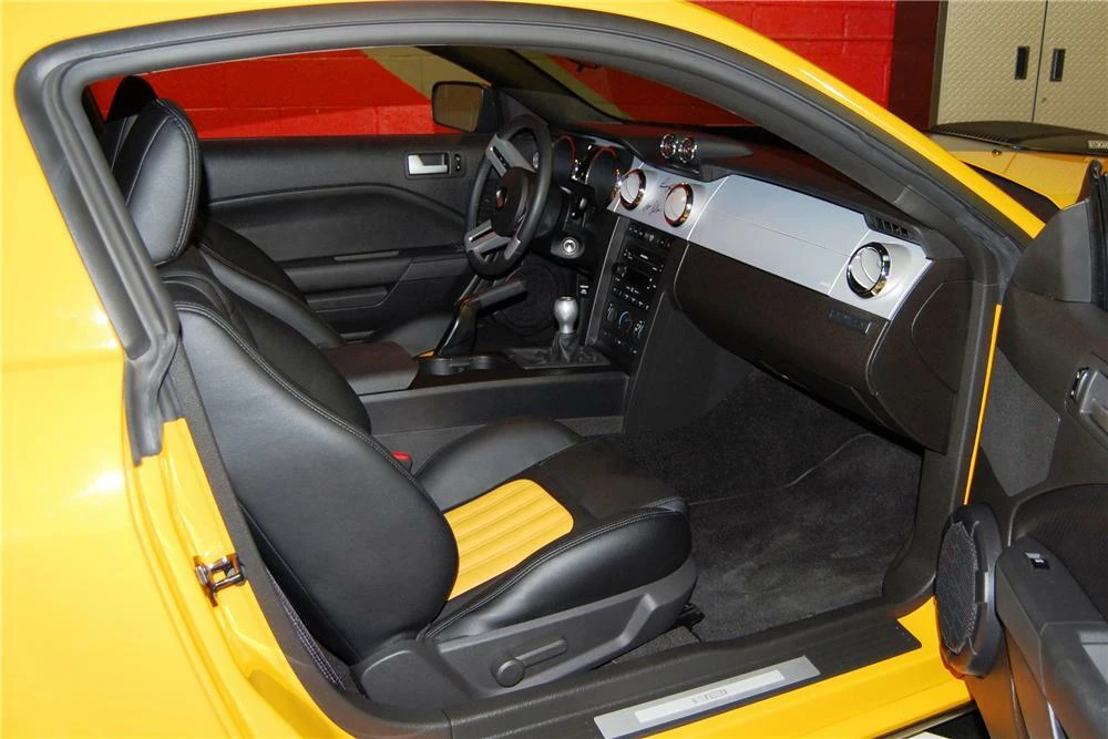 2007 Ford S197 Mustang - Image 4 of 5
