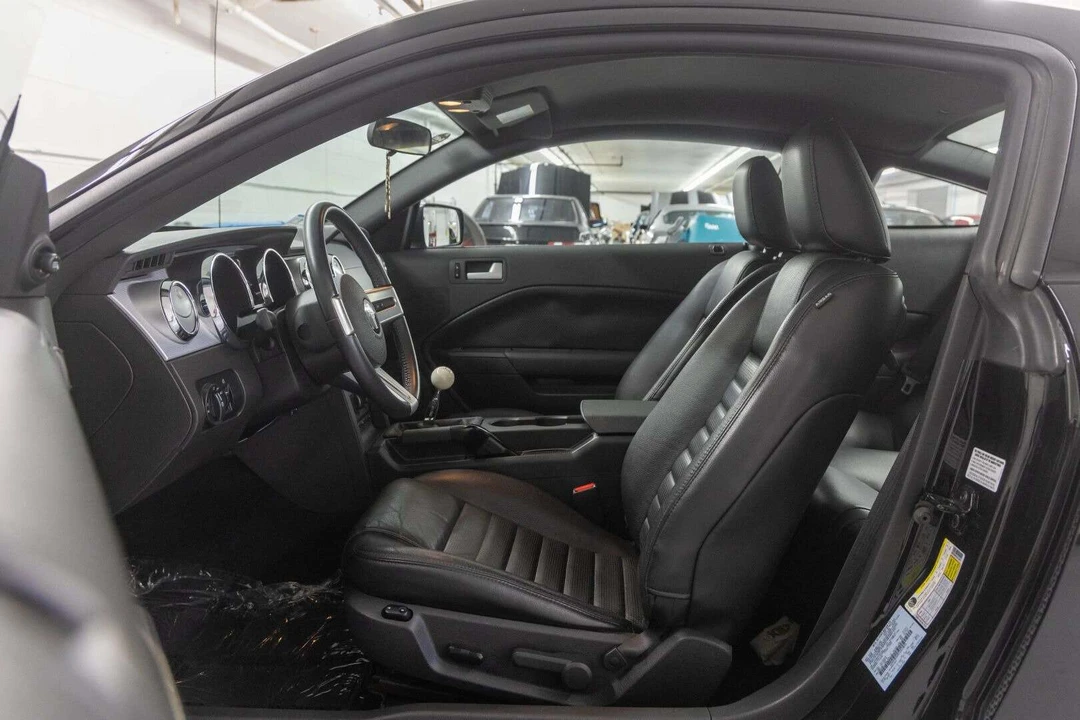 2007 Ford S197 Mustang - Image 7 of 17