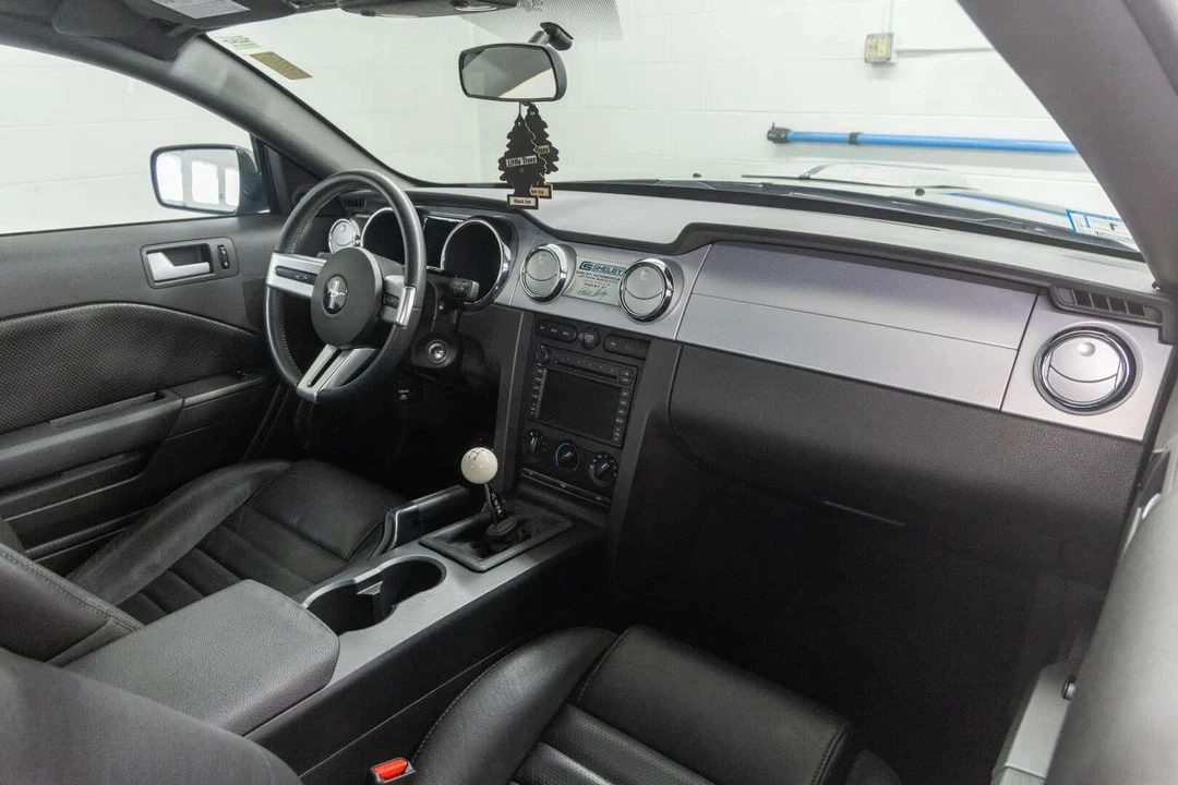 2007 Ford S197 Mustang - Image 12 of 17