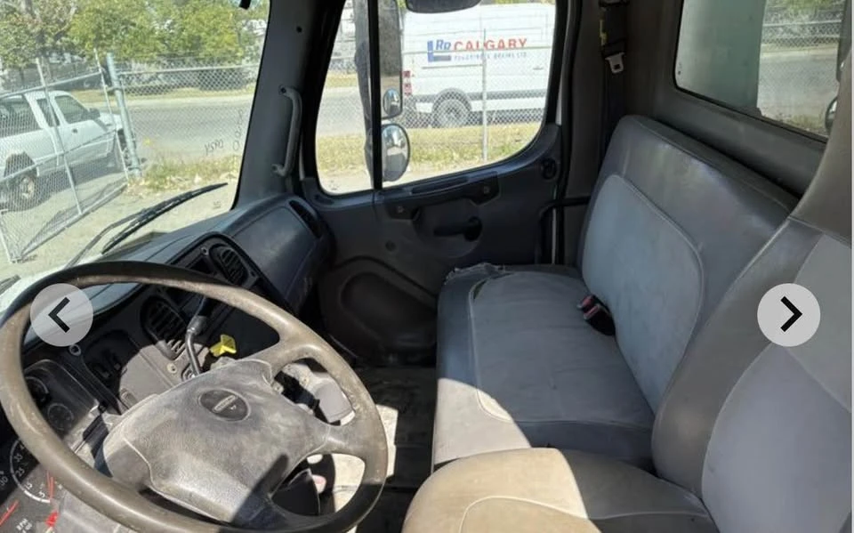 2007 Freightliner - Image 10 of 18