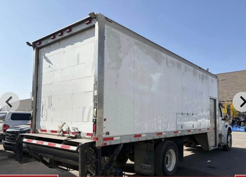 2007 Freightliner - Image 3 of 18