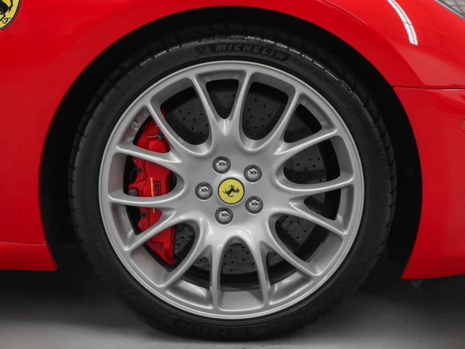 2007 Ferrari 599 GTB Fiorano - Image 13 of 31