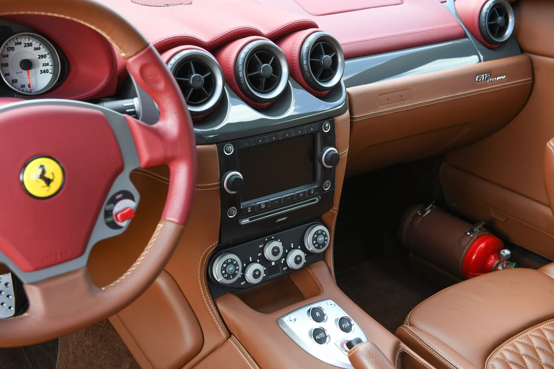 2007 Ferrari 612 - Image 18 of 31