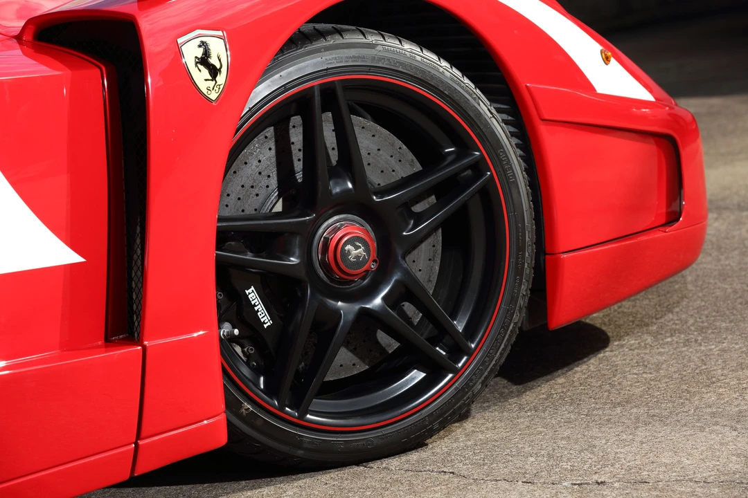 2007 Ferrari Enzo - Image 6 of 13