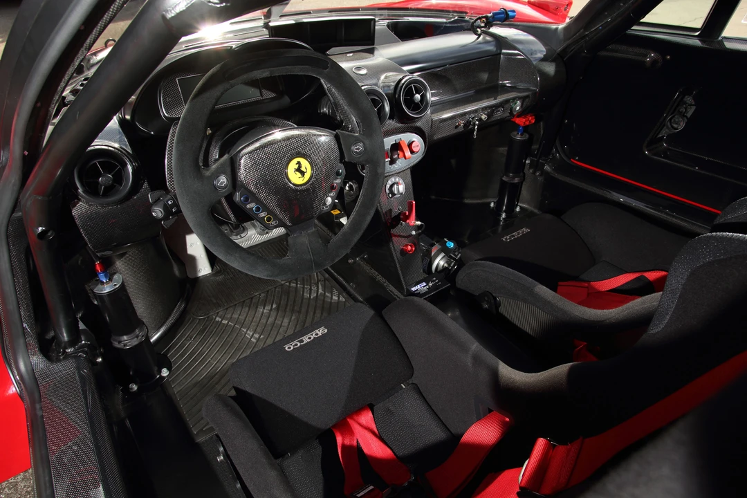 2007 Ferrari Enzo - Image 9 of 13